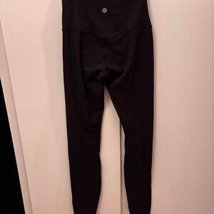 Lululemon WunderUnder- size 4- - 30' inseam, hi-rise

#425